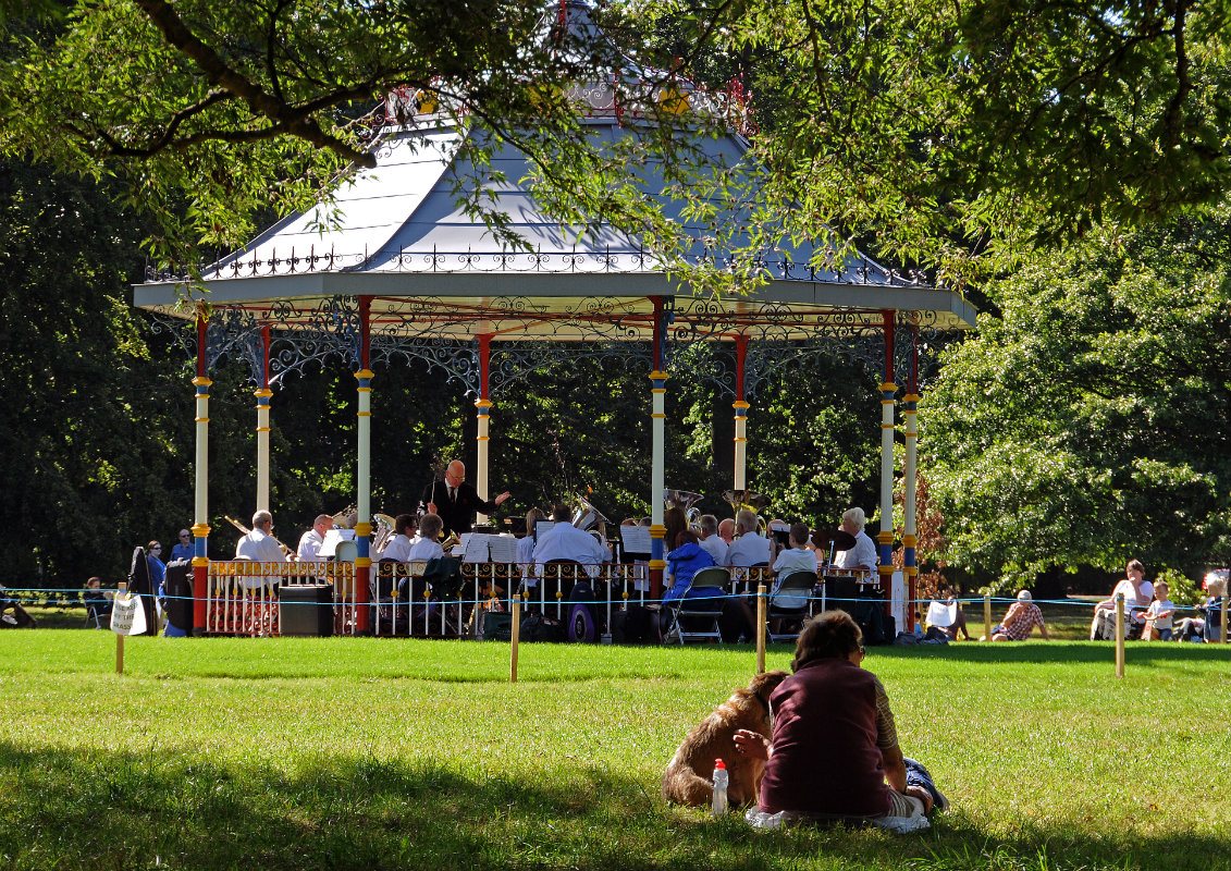 Watford Bandstand (Banner Resize)